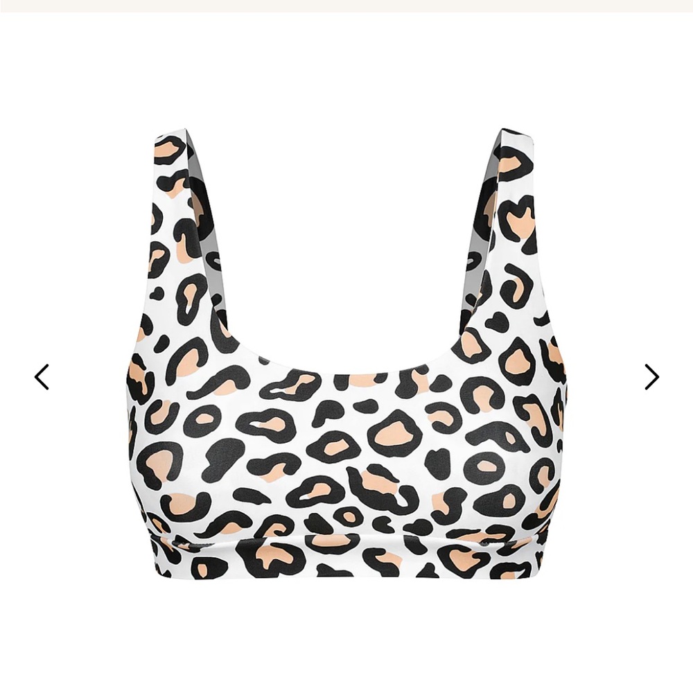 Infamous Swim Gia Bikini Top NWT size small safari leopard